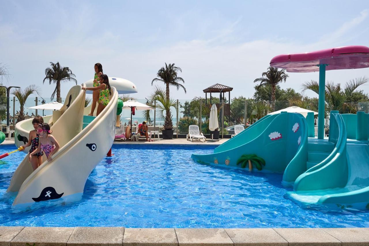 Sunrise Aparthotel Pool & Spa Mamaia Nord 那沃达利 外观 照片